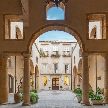 Appartement Residenza Dumah - Elegante Dimora In Centro à Syracuse Extérieur photo