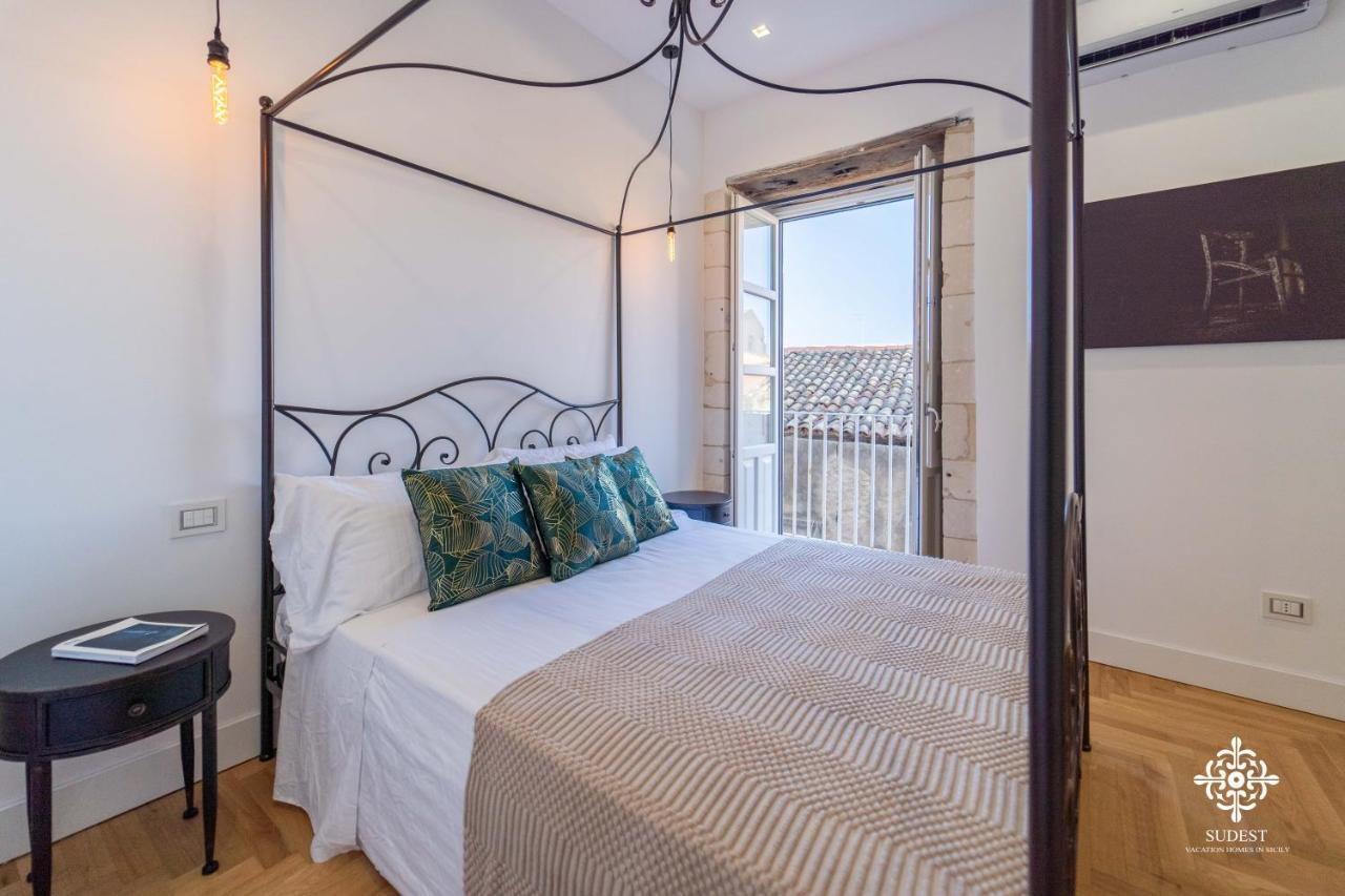 Appartement Residenza Dumah - Elegante Dimora In Centro à Syracuse Extérieur photo