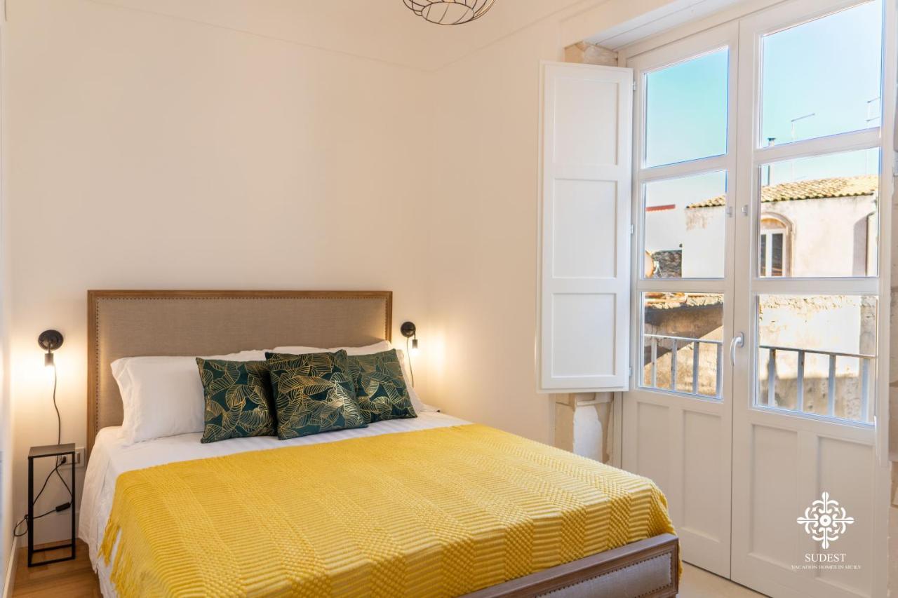 Appartement Residenza Dumah - Elegante Dimora In Centro à Syracuse Extérieur photo