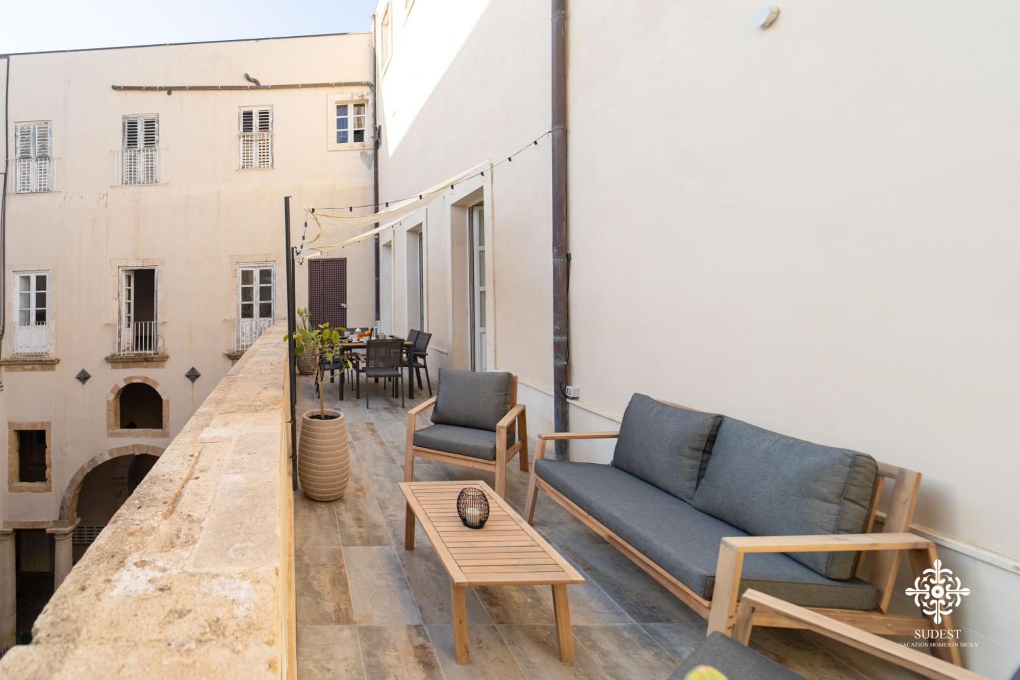 Appartement Residenza Dumah - Elegante Dimora In Centro à Syracuse Extérieur photo